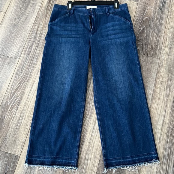 J. Jill Denim - J. Jill Full Leg - Frayed Crop jeans! Like new. Perfect condition. Size 8